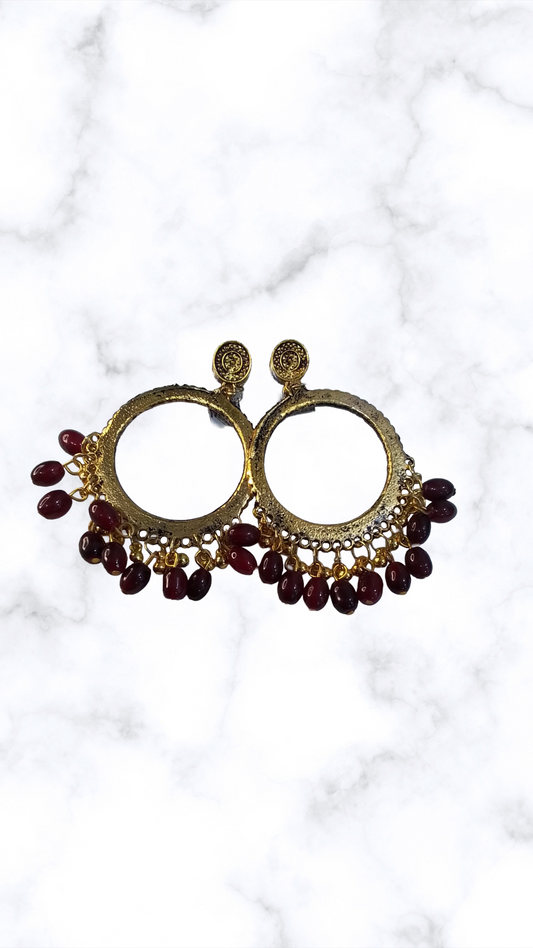 Traditional eating (colour-gold and maroon)
